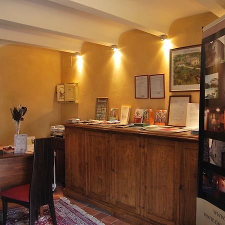 Borgo Dei Corsi Holiday House Reggiolo Esterno foto