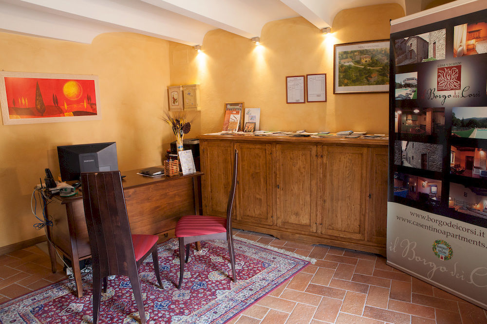 Borgo Dei Corsi Holiday House Reggiolo Esterno foto