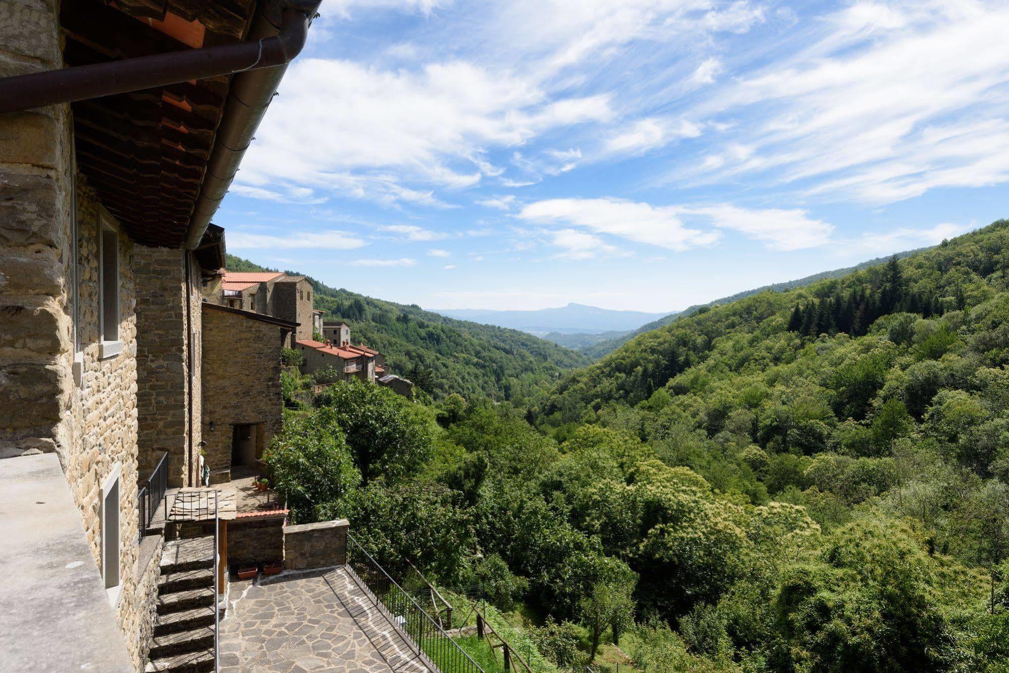 Borgo Dei Corsi Holiday House Reggiolo Esterno foto