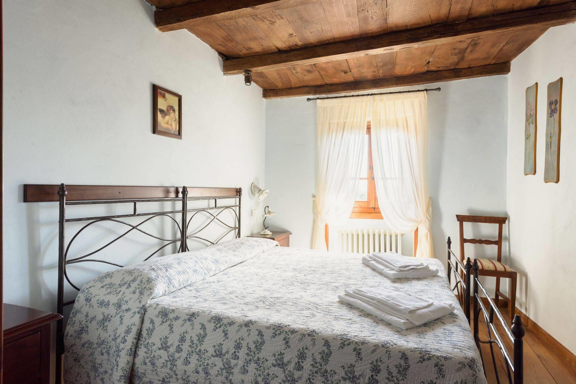 Borgo Dei Corsi Holiday House Reggiolo Esterno foto