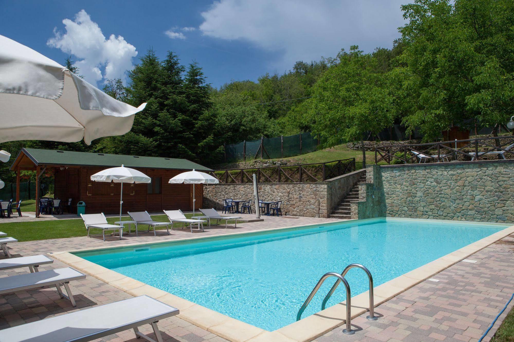 Borgo Dei Corsi Holiday House Reggiolo Esterno foto
